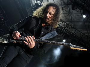 Kirk Hammett live on stage